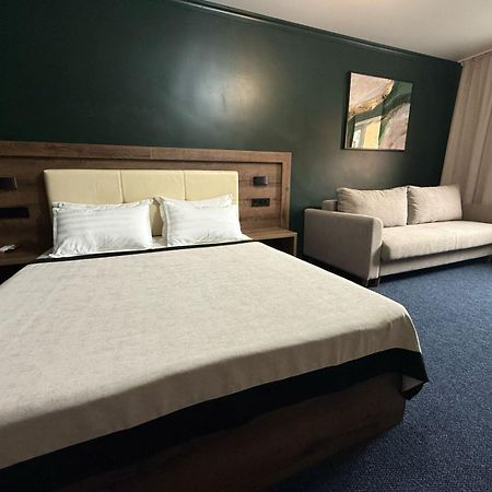 Ulpan Mini Hotel Astana Dış mekan fotoğraf