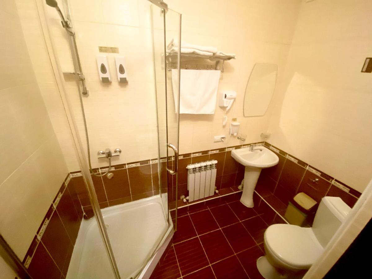 Ulpan Mini Hotel Astana Dış mekan fotoğraf