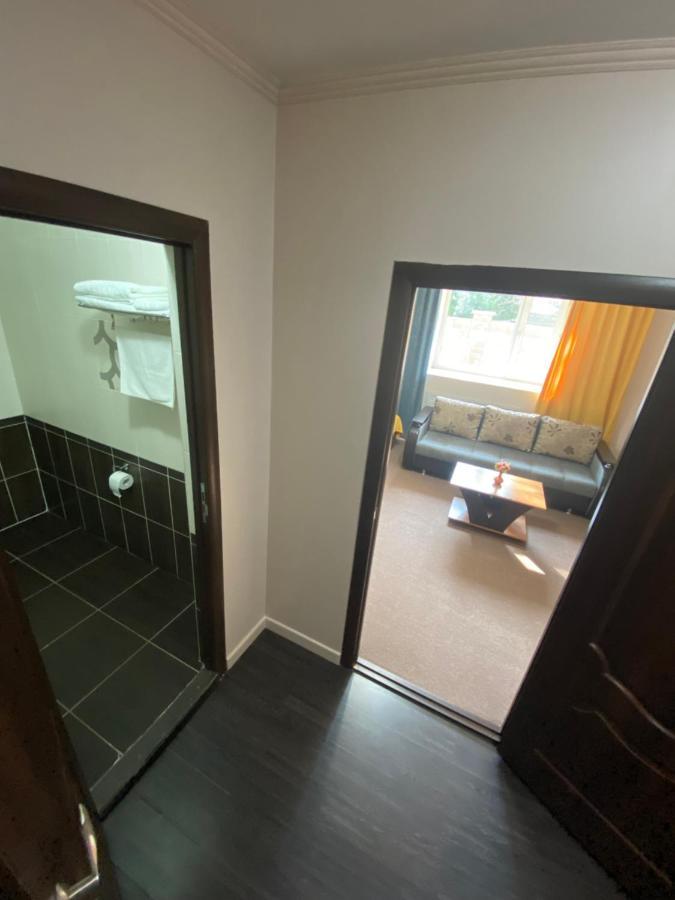 Ulpan Mini Hotel Astana Dış mekan fotoğraf
