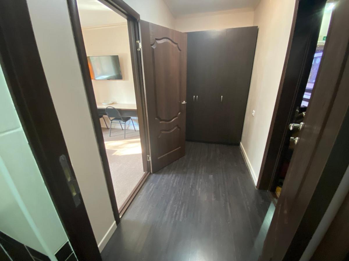 Ulpan Mini Hotel Astana Dış mekan fotoğraf