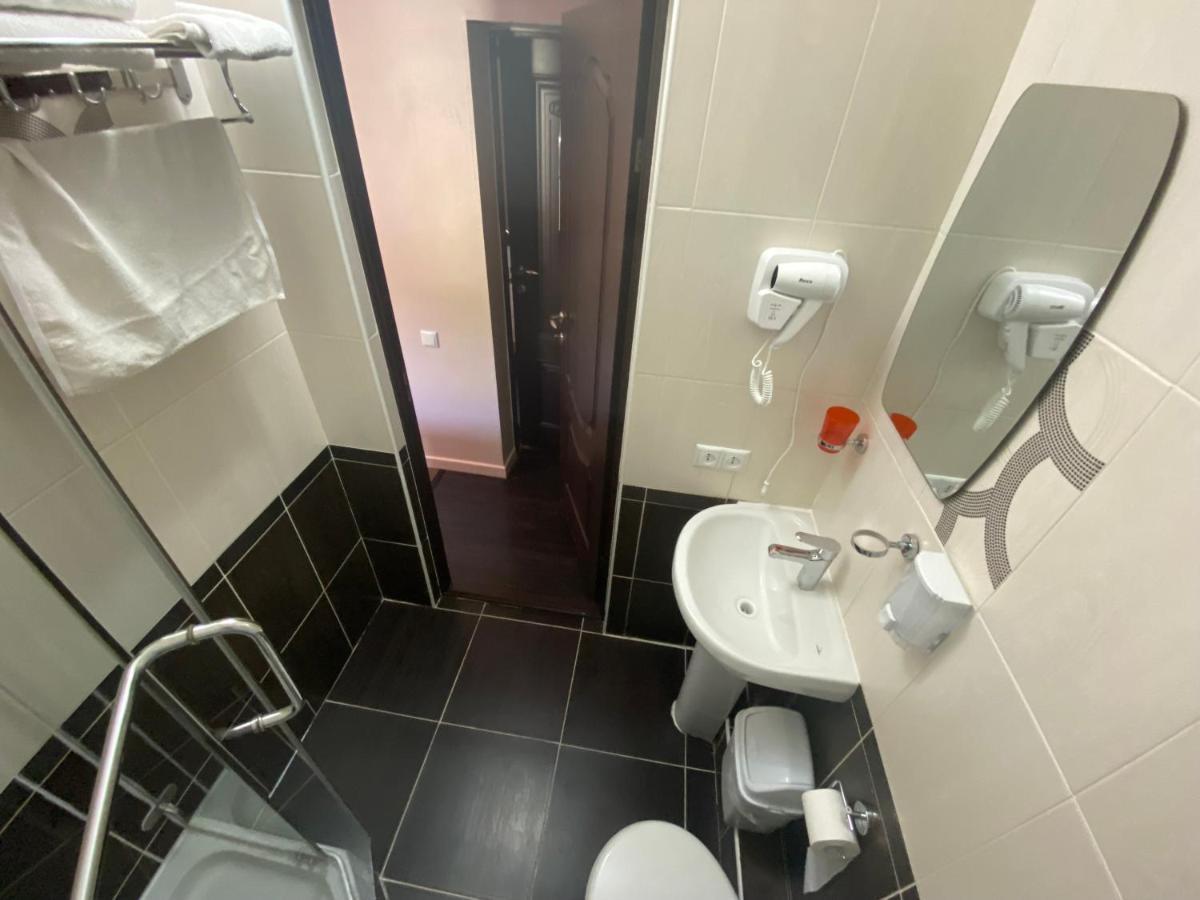 Ulpan Mini Hotel Astana Dış mekan fotoğraf