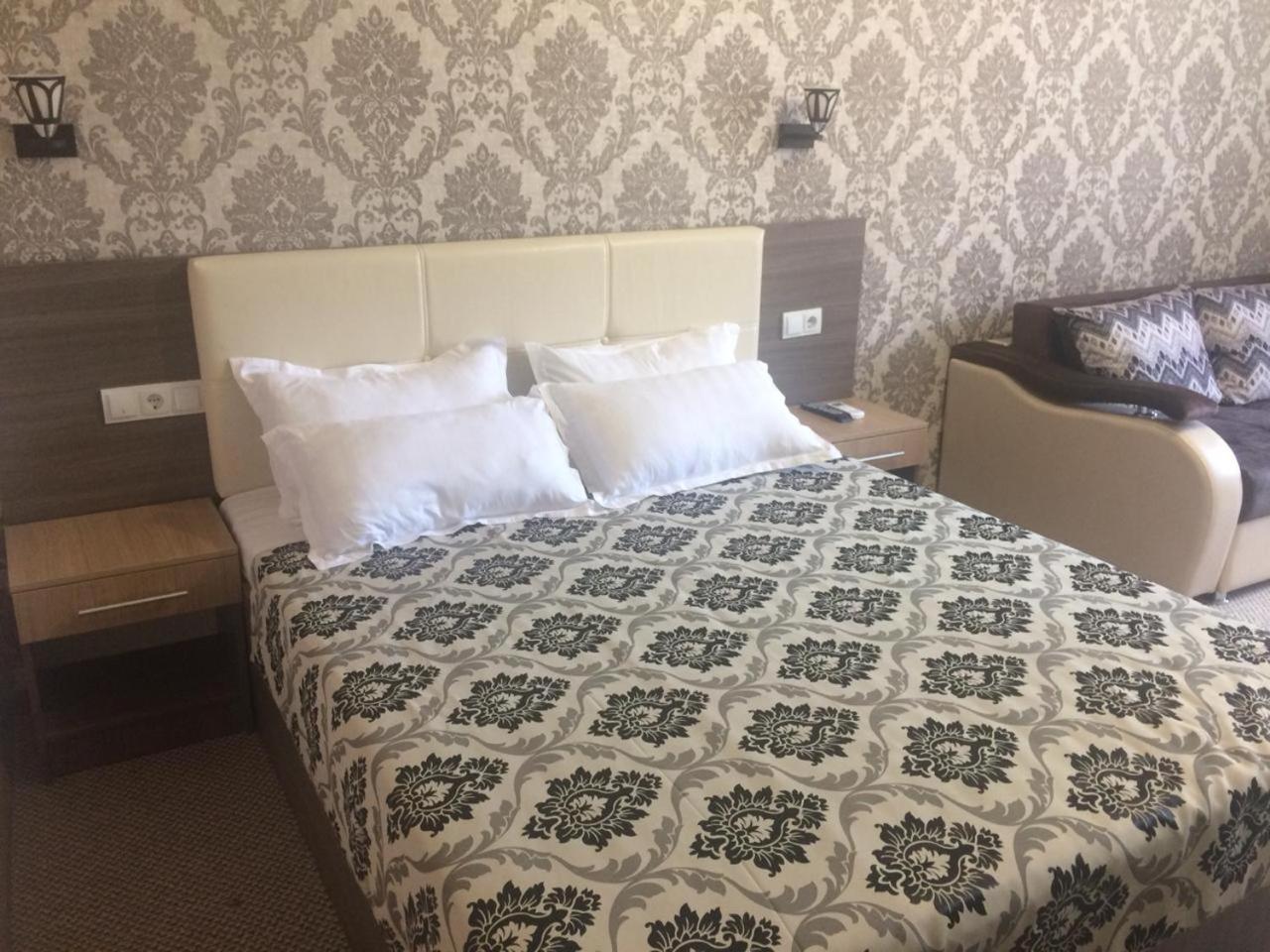 Ulpan Mini Hotel Astana Dış mekan fotoğraf